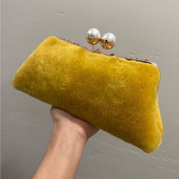 Genuine Shearling Leather “Pearl” Kisslock Clutch Bag/Evening Bag/Crossbody